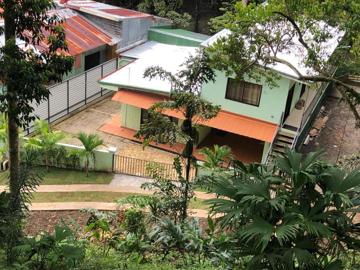 Casa Encantada Offers You Two-Bedroom House, 1 Tiny Apartment & 3 Double Rooms 마누엘안토니오 외부 사진